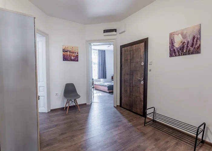 Vitoshka - R2 ソフィア